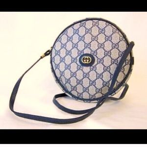 Vintage Gucci crossbody bag.